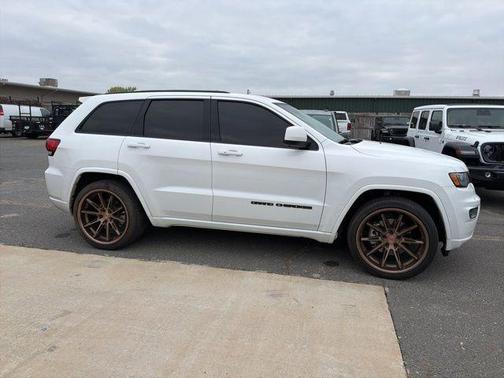 2021 Jeep Grand Cherokee Laredo X