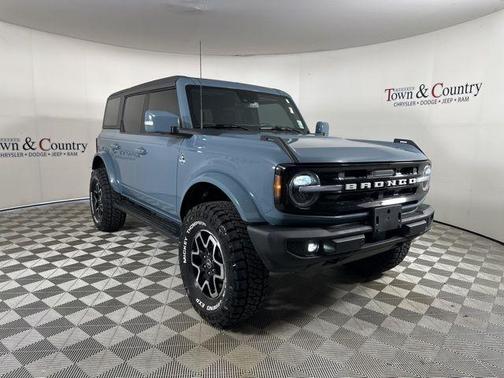 2022 Ford Bronco Outer Banks
