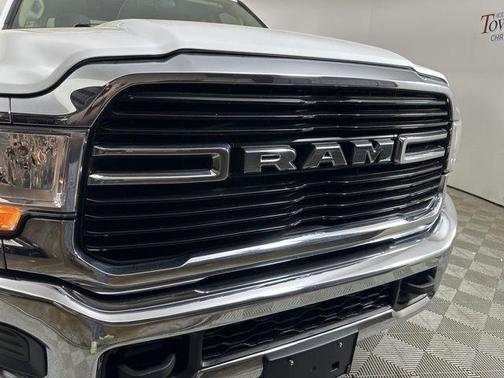 Bright White Clearcoat 2019 RAM 2500 Big Horn