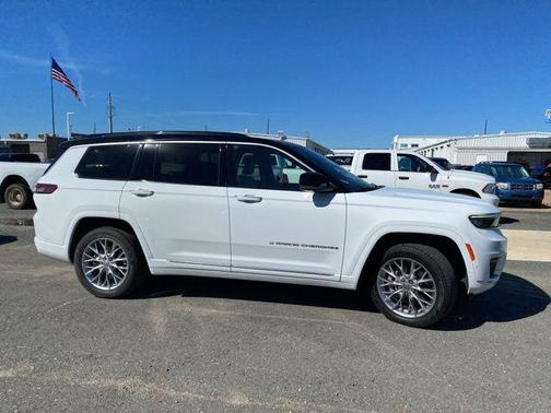 2024 Jeep Grand Cherokee L Summit