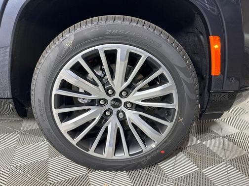 2025 Jeep Wagoneer Series II