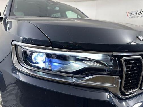 2025 Jeep Wagoneer Series II