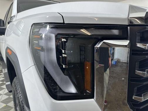 2025 GMC Sierra 2500 SLT