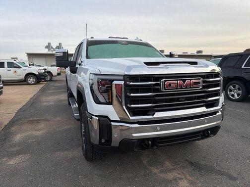 2025 GMC Sierra 2500 SLT