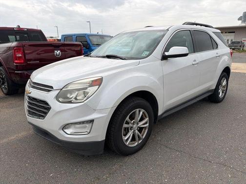 Pearl 2016 Chevrolet Equinox LT