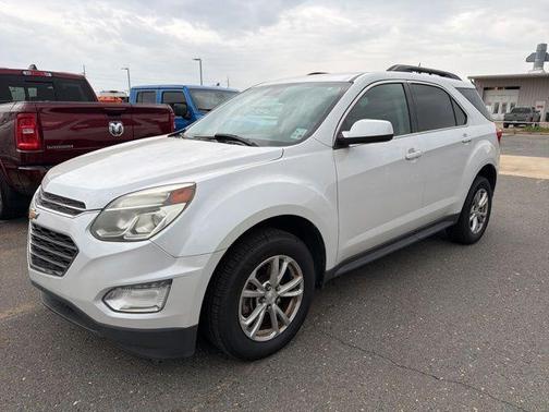 Pearl 2016 Chevrolet Equinox LT
