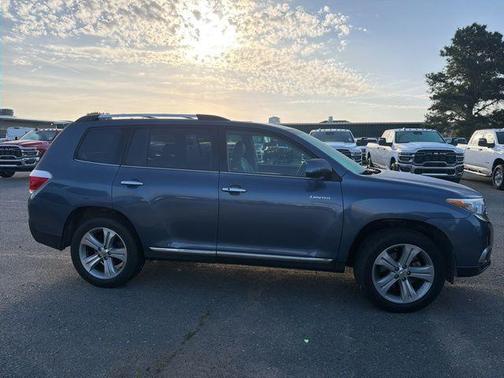 Shoreline Mist 2013 Toyota Highlander Limited