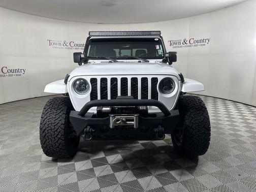 2021 Jeep Gladiator Sport