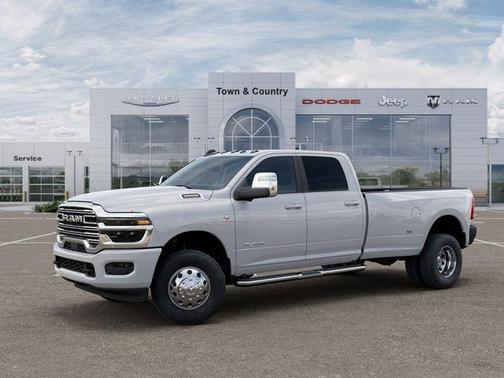 Bright White Clearcoat 2026 RAM 3500 Laramie