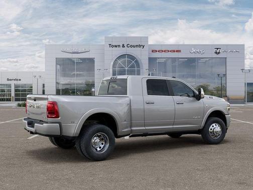 Silver Zynith 2026 RAM 3500 Limited