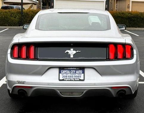 2015 Ford Mustang V6
