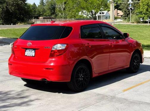 2010 Toyota Matrix Base