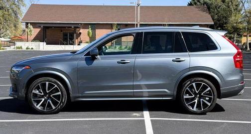 2020 Volvo XC90 T6 Momentum 6 Passenger
