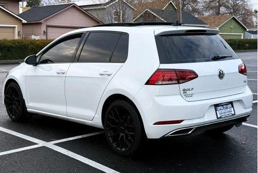 2018 Volkswagen Golf TSI SE