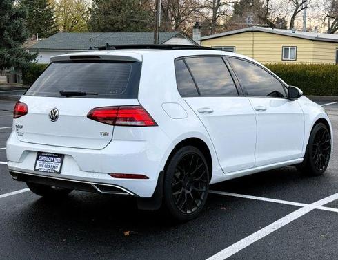 2018 Volkswagen Golf TSI SE