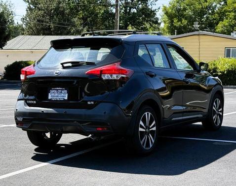 Super Black 2020 Nissan Kicks SR