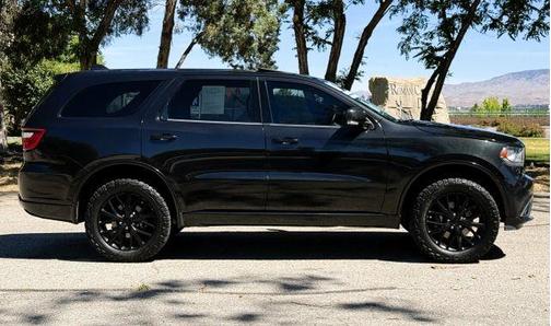 Brilliant Black Crystal Pearlcoat 2016 Dodge Durango R/T