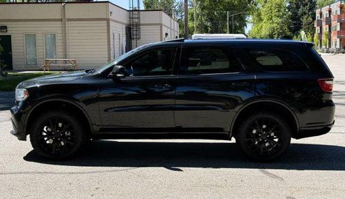 Brilliant Black Crystal Pearlcoat 2016 Dodge Durango R/T