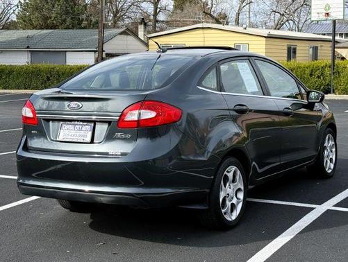2011 Ford Fiesta SEL