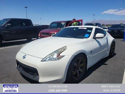 2011 Nissan 370Z Base