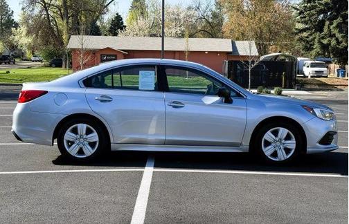 2018 Subaru Legacy 2.5i