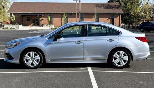 2018 Subaru Legacy 2.5i
