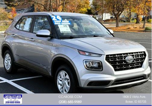 2024 Hyundai VENUE SE