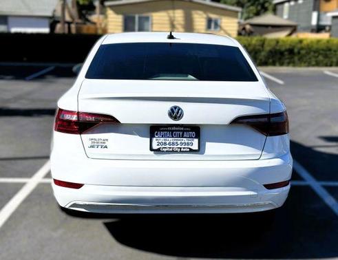 Pure White 2021 Volkswagen Jetta 1.4T SE