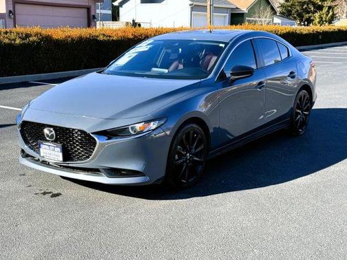 2022 Mazda Mazda3 Carbon Edition