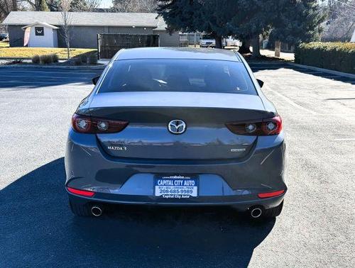 2022 Mazda Mazda3 Carbon Edition