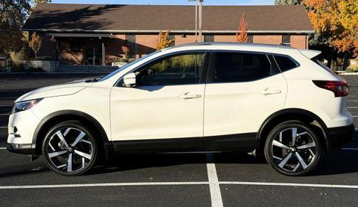 2020 Nissan Rogue Sport SL