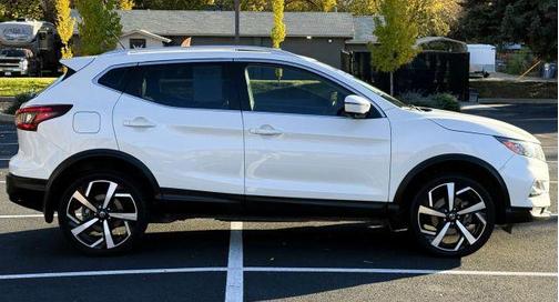 2020 Nissan Rogue Sport SL