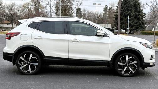 2020 Nissan Rogue Sport SL