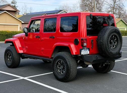 2012 Jeep Wrangler Unlimited Sahara