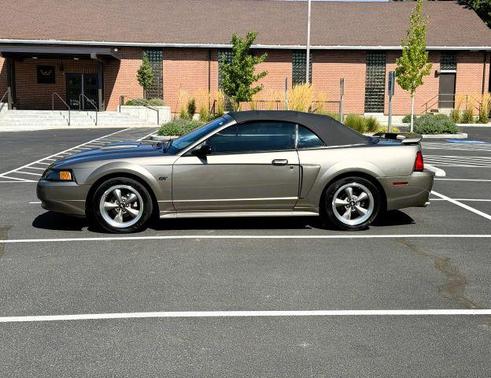 2001 Ford Mustang GT