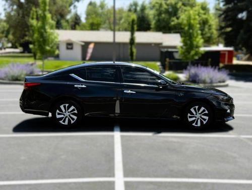 Super Black 2020 Nissan Altima 2.5 S