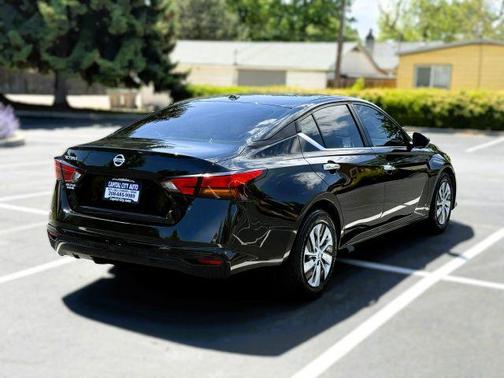Super Black 2020 Nissan Altima 2.5 S