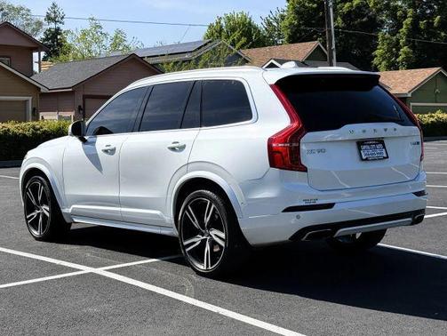 Crystal White Pearl 2016 Volvo XC90 T6 R-Design