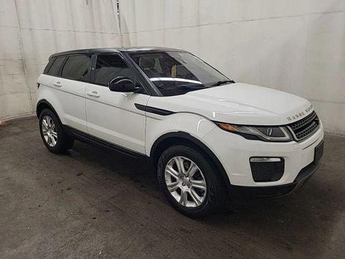 Fuji White 2017 Land Rover Range Rover Evoque SE Premium