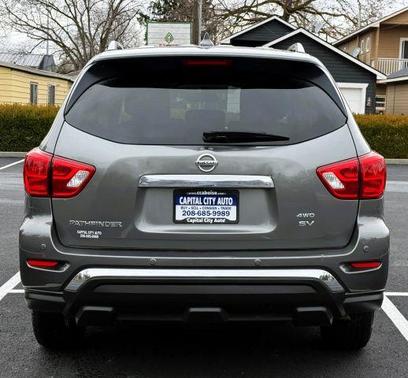 2020 Nissan Pathfinder SV