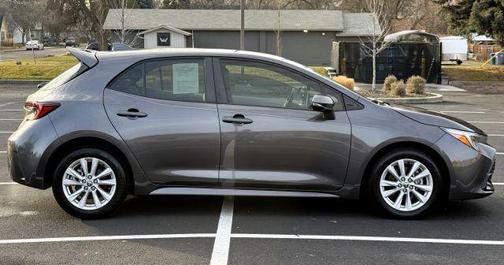 2023 Toyota Corolla Hatchback SE