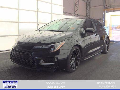 Black 2021 Toyota Corolla SE