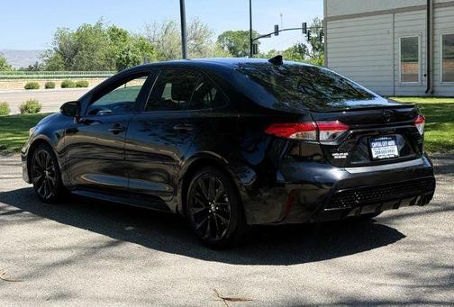 Black Sand Pearl 2021 Toyota Corolla SE