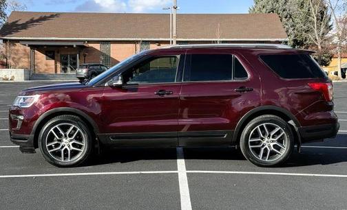 2018 Ford Explorer sport