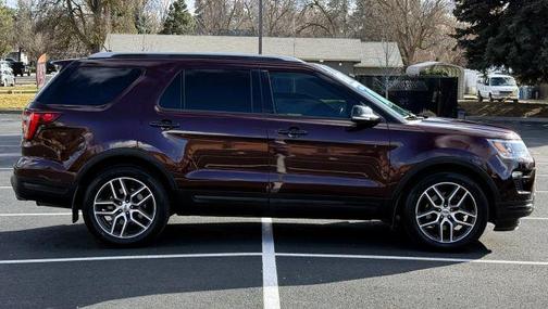2018 Ford Explorer sport