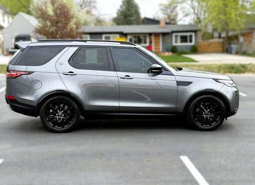 Corris Grey 2017 Land Rover Discovery HSE