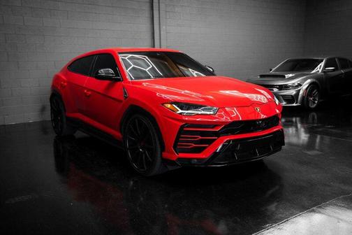 2021 Lamborghini Urus 