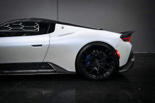 Bianco Audace 2022 Maserati MC20 ARIA