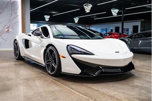 2017 McLaren 570GT Base