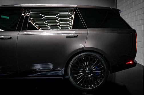 2023 Land Rover Range Rover P530 SE